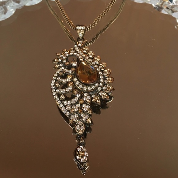 Jewelry - Necklace